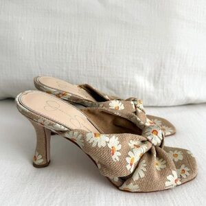 Jessica Simpson Daisy Floral Raffia Mule Sandals